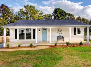 1928 Hilldale Dr, Burlington, NC 27215