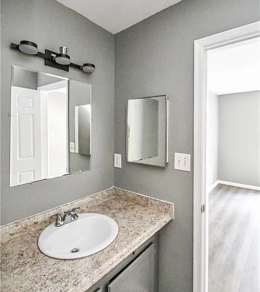 735 Oak Dr — Photo 13