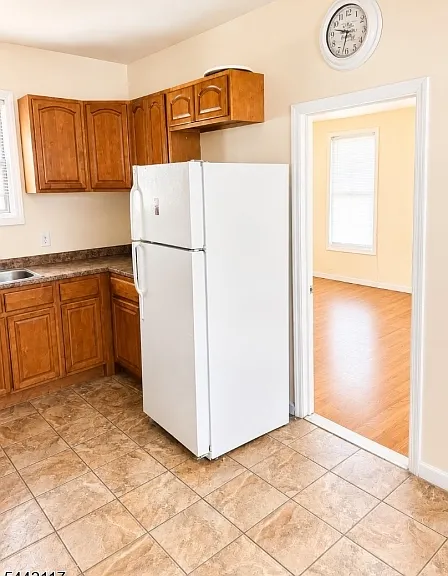 316 Clifton Ave — Photo 11