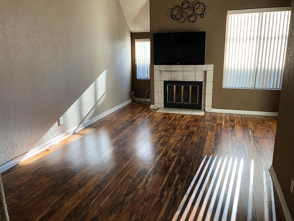 1st image of 2208 River Run Dr