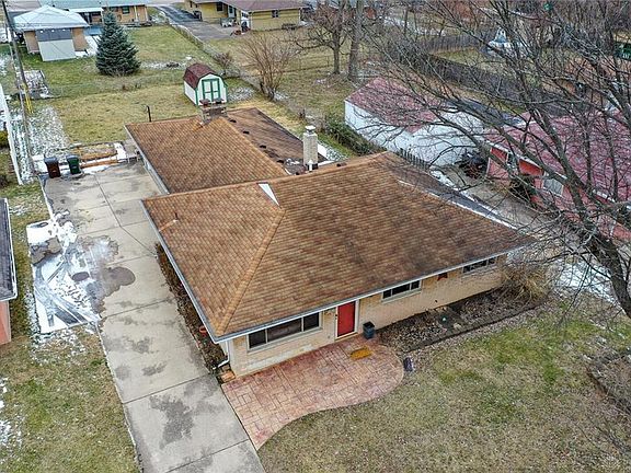 2nd image of 3899 Glaser Dr