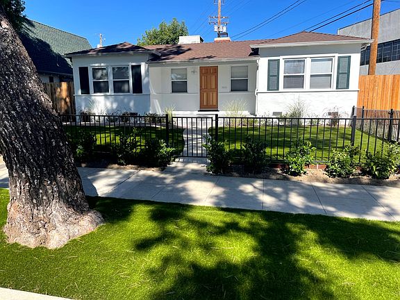 4th image of 118 N Niagara St