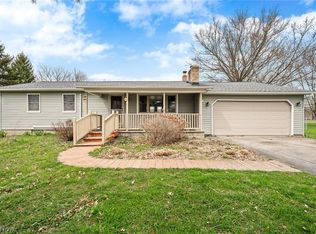 8611 Chatham Rd, Medina, OH 44256