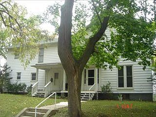 2nd image of 157 College Ave