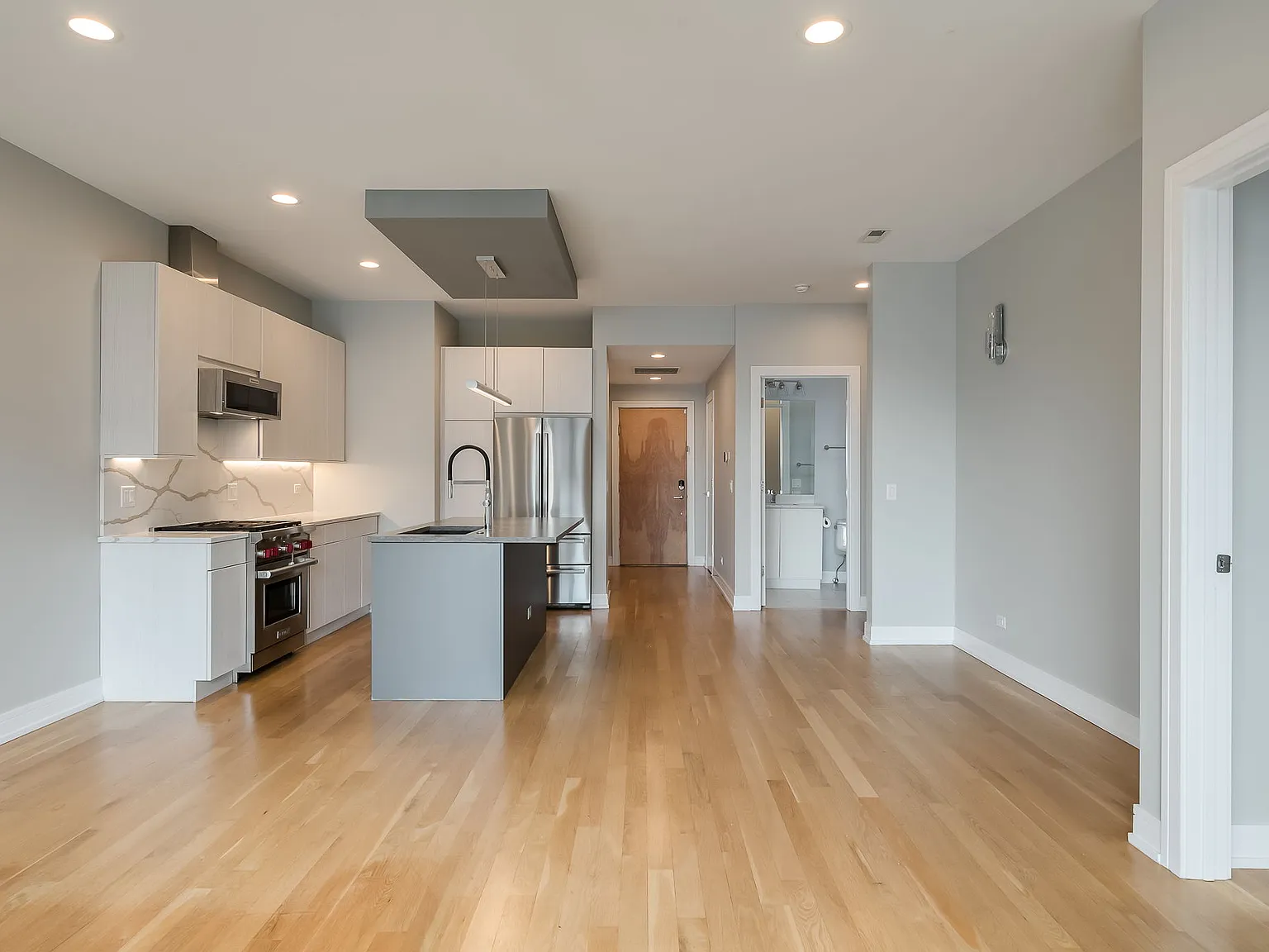 3 bed, 1500 sqft, $4,700 — Photo 4