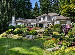 7734 NE North St, Bainbridge Island, WA 98110