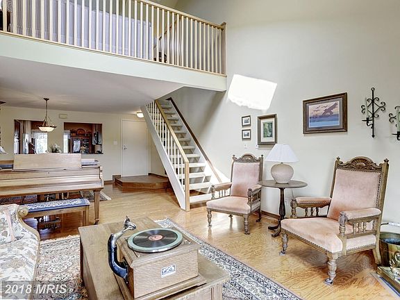 5th image of 2123 Quay Village Ct APT 201