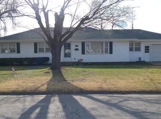 401 N Pine St, Garnett, KS 66032