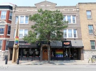 3240 N Halsted St, Chicago, IL 60657
