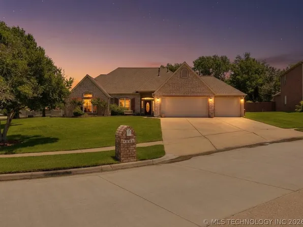 9808 E 84th St N, Owasso, OK 74055