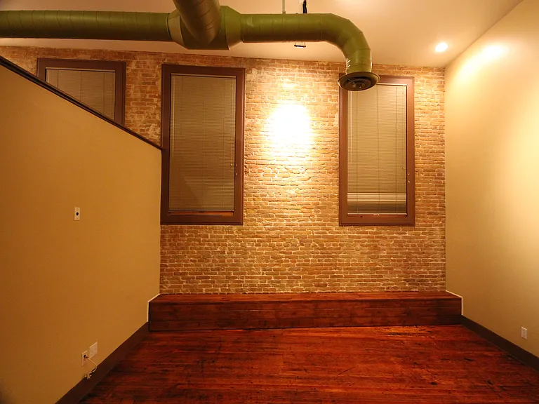 321 S Flores St #102 — Photo 18