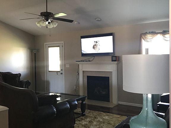2nd image of 10916 Sylvan Vista Dr