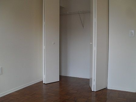 2nd image of 360 W 34th St APT 12Y