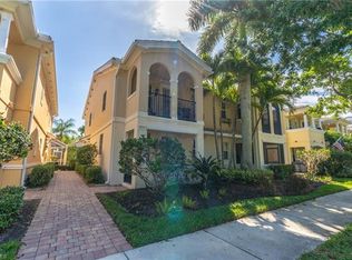 8124 Josefa Way, Naples, FL 34114