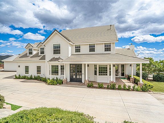 2nd image of 9248 Hierba Rd