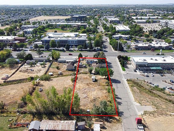 2nd image of 1550 S Jade Ave