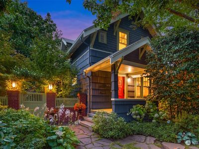 2651 47th Avenue SW, Seattle, WA, 98116