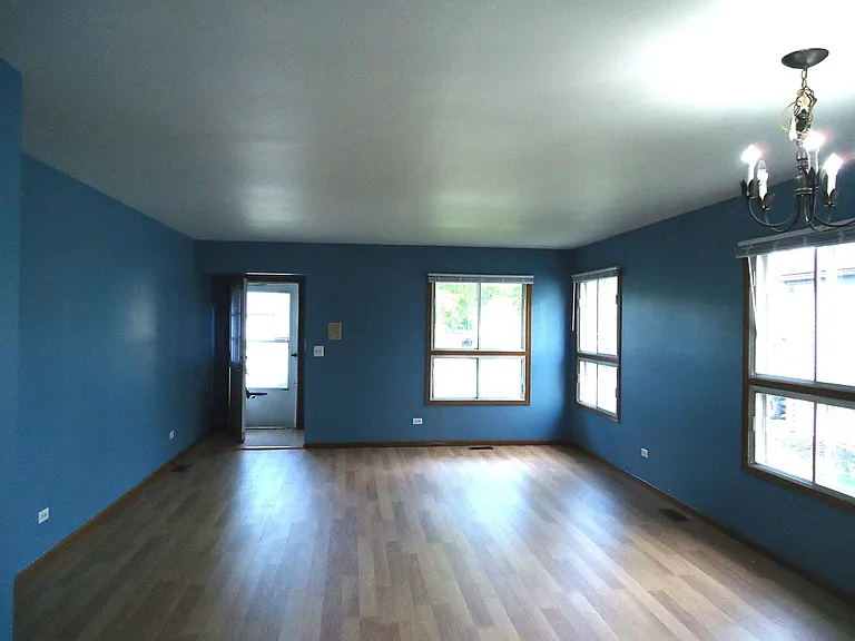 2539 Brunswick Cir — Photo 5