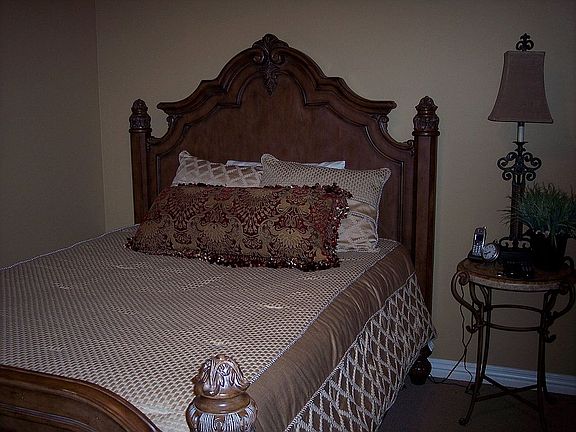 Guest BR with En Suite