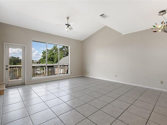 4th image of 820 Marina Dr APT 205
