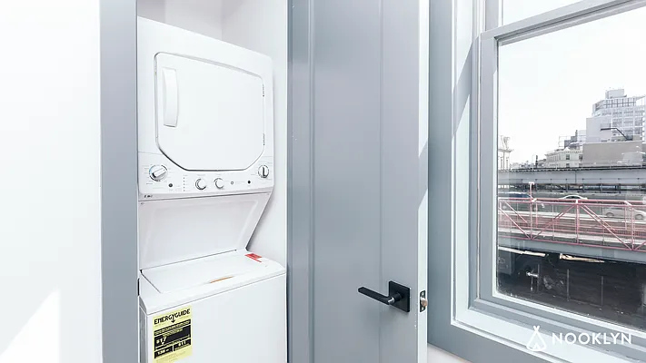 Rented by Nooklyn NYC LLC | media 32