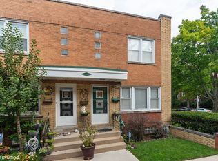 225 S Maple Ave APT A, Oak Park, IL 60302