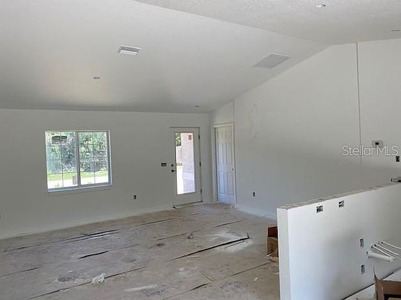 3rd image of 1684 Blackwood Cir