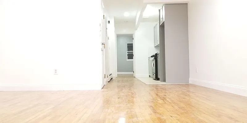 Rented by City Express Realty & Management Corp | media 27