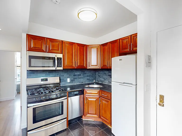 109 Eldridge St #21 — Photo 1