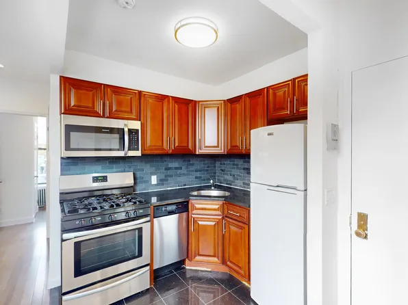 109 Eldridge St #21, New York, NY 10002