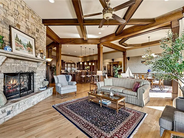 6407 Grand Marina Cir — Photo 28