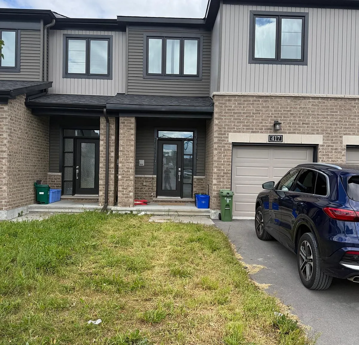 3 bed, $2,700 — Photo 1