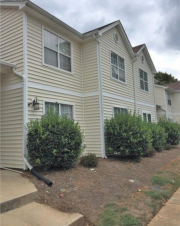 1st image of 4324C Edith Ln