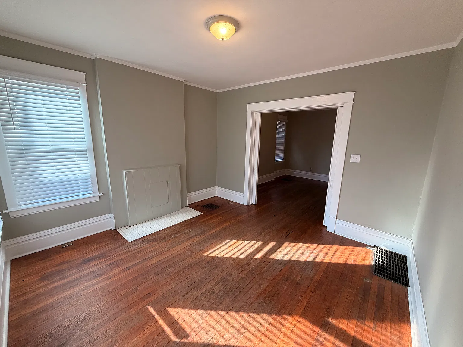 322 E 11th Avenue — Photo 3