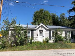 39 Whitman St, Norway, ME 04268