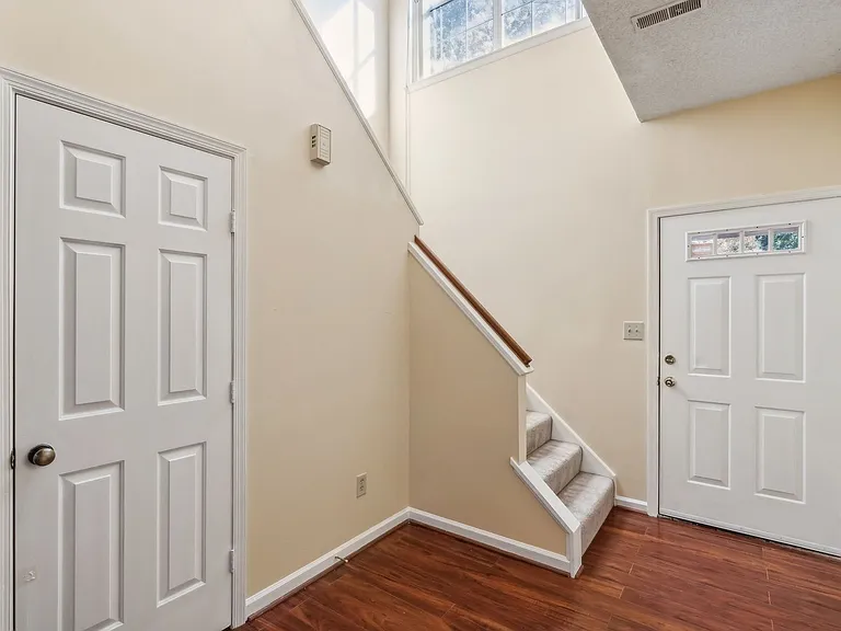 5417 Mary Ln — Photo 3