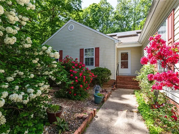 4204 Birdella Dr, Williamsburg, VA 23188