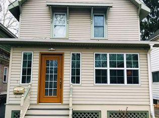 7 Alvey St, Schenectady, NY 12304