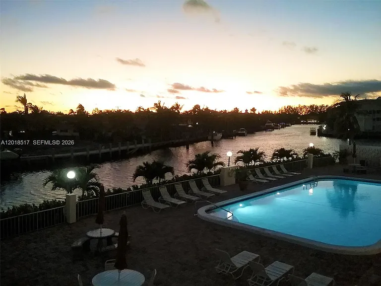 401 Golden Isles Dr #208 — Photo 30