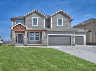 17534 W 165th St, Olathe, KS 66062