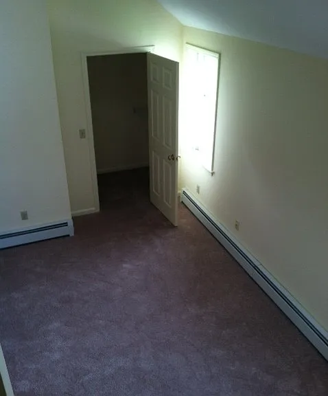 24 Dexter St #B — Photo 7