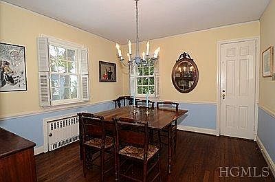 4th image of 70 Chestnut Ave