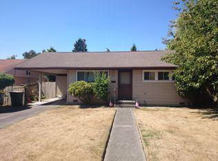 9227 32nd Ave SW, Seattle, WA 98126