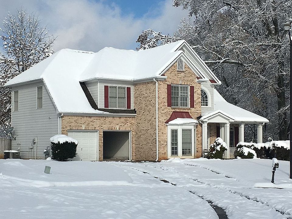 1st image of 2781 Stillwater Lake Ct
