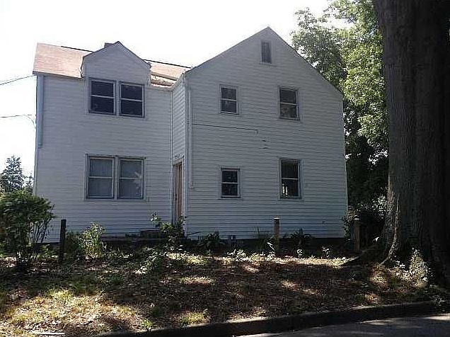 1st image of 201 Lenox Ave