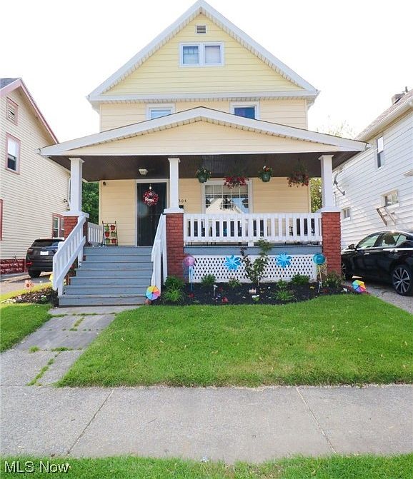 1st image of 3304 W 91st St