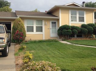 37 Hudspeth Ln, Pueblo, CO 81005