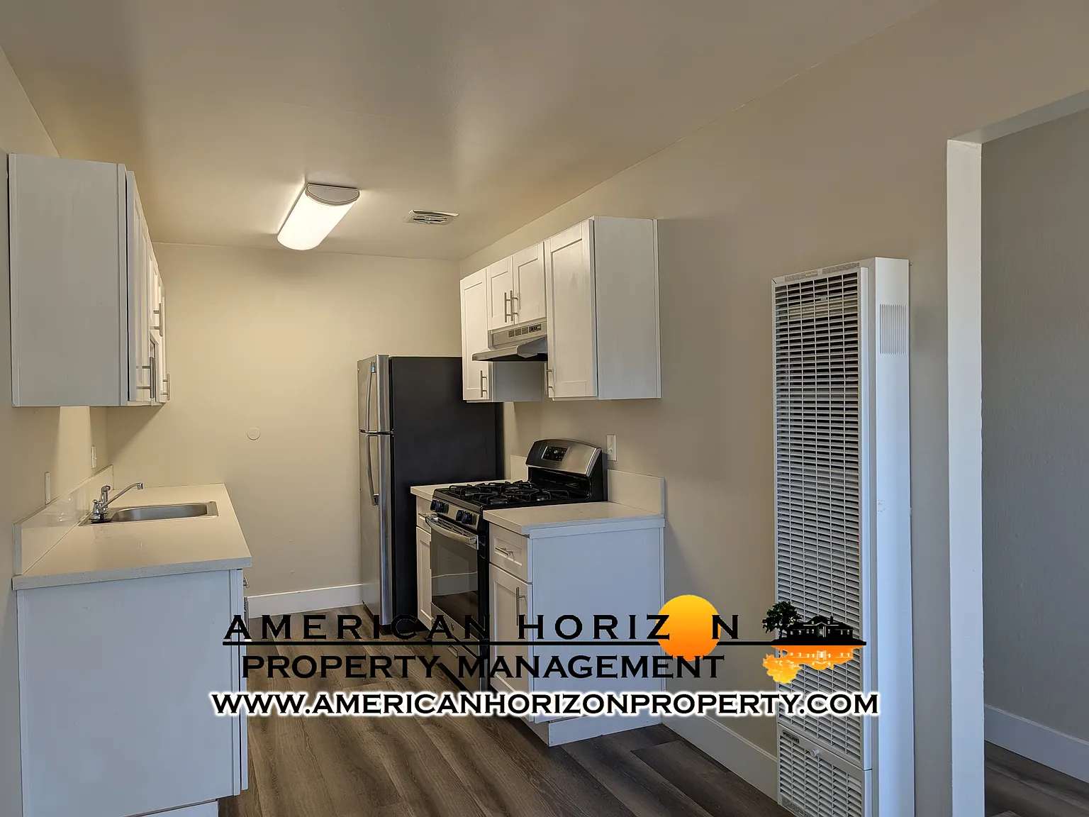 2 bed, 906 sqft, $1,600 — Photo 2