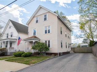 8 Livingston St #1, Lincoln, RI 02865