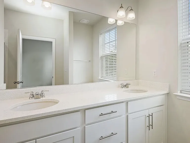 1818 Kellington Ct — Photo 5